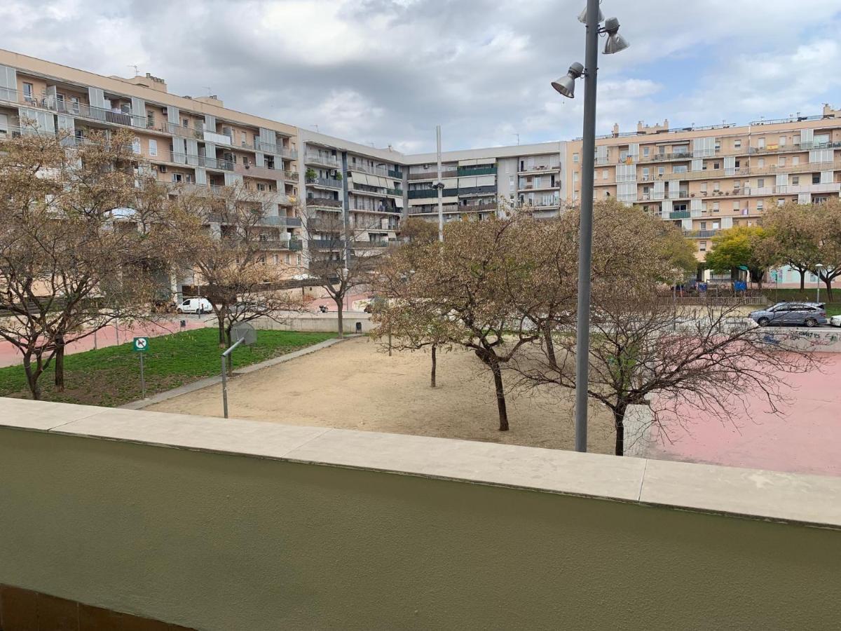 Espectacular Piso Con Fascinante Terraza Near Barcelona Διαμέρισμα Sant Adria de Besos Εξωτερικό φωτογραφία
